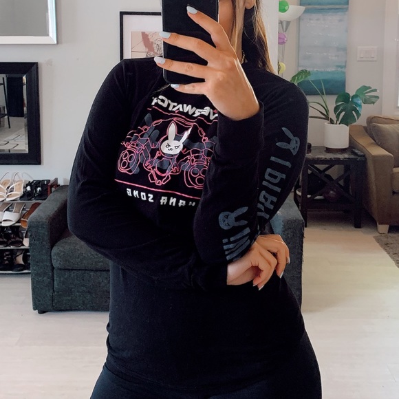 SOLD* D.va Overwatch Longsleeve - Picture 3 of 4